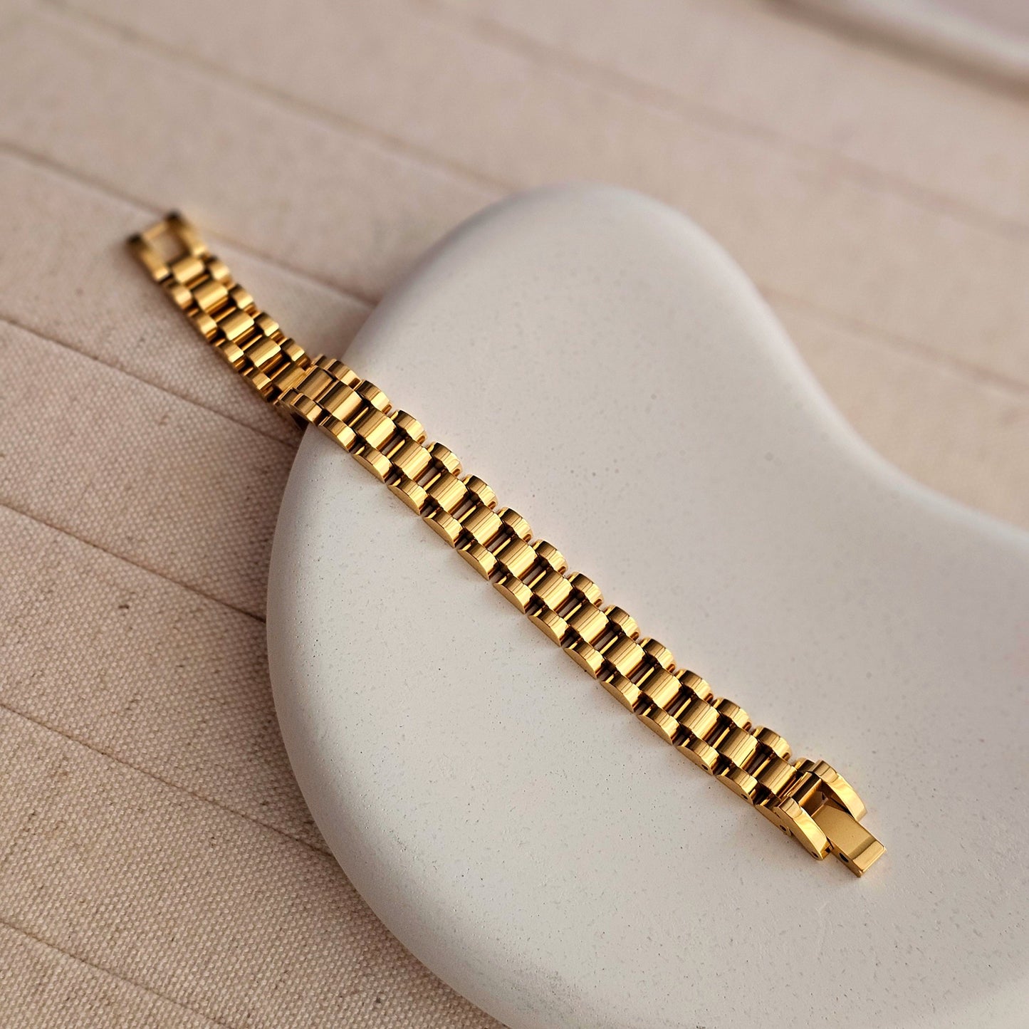18kt Gold Plated Cuban Chain Bracelet-2 taahirajewellery