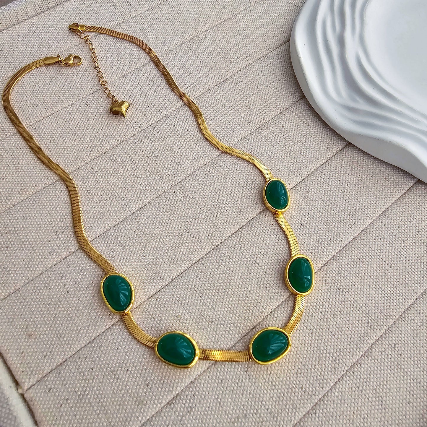 Valentina Green Stone Necklace-3 taahirajewellery