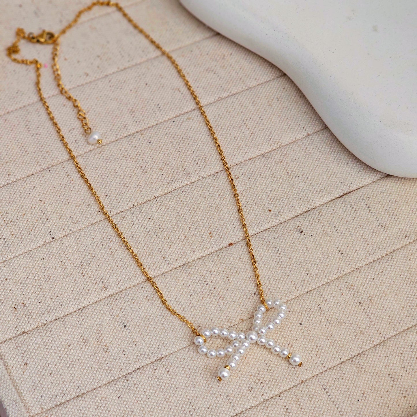 Bow Pearl Necklace-2 taahirajewellery