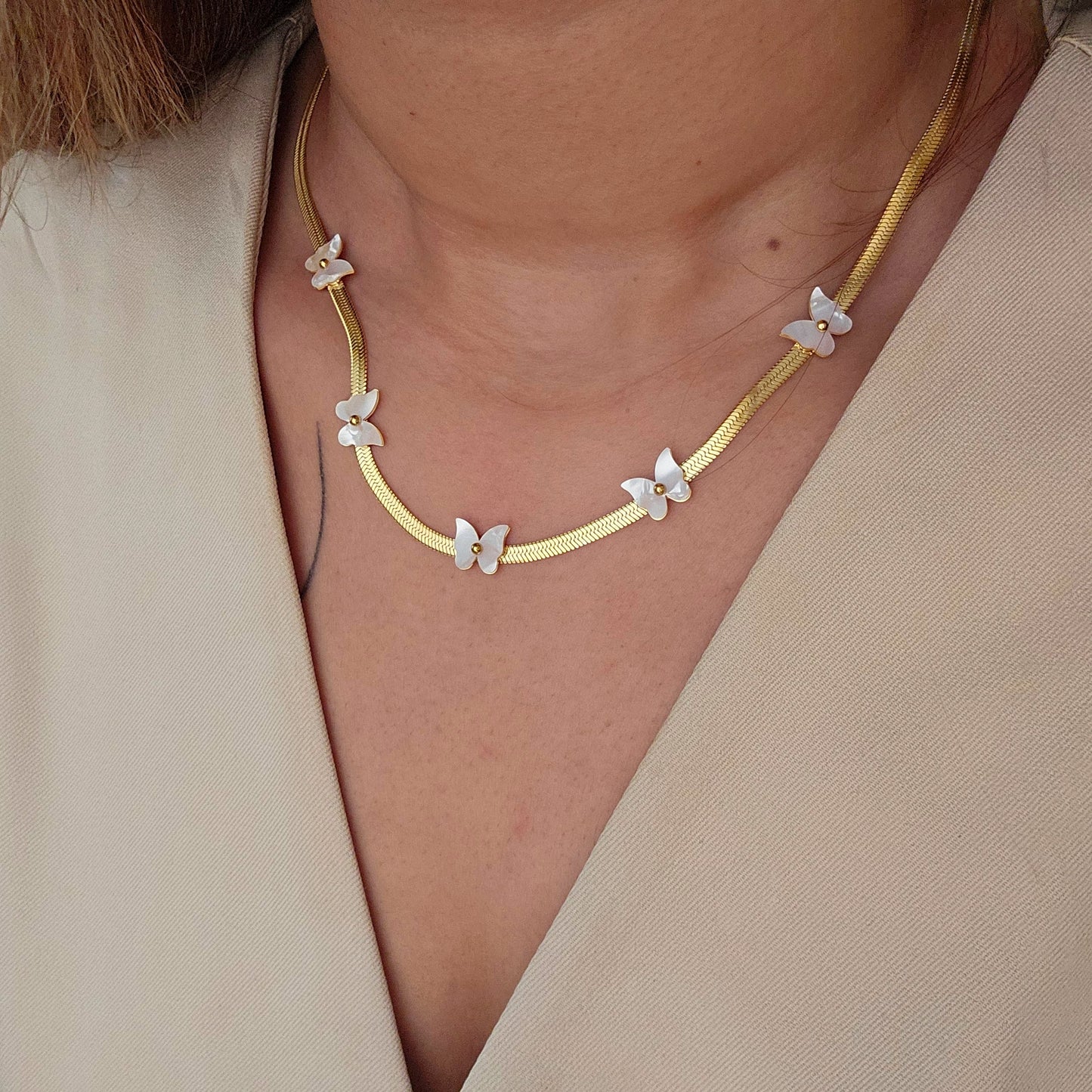 Butterfly Shell Necklace-2 taahirajewellery
