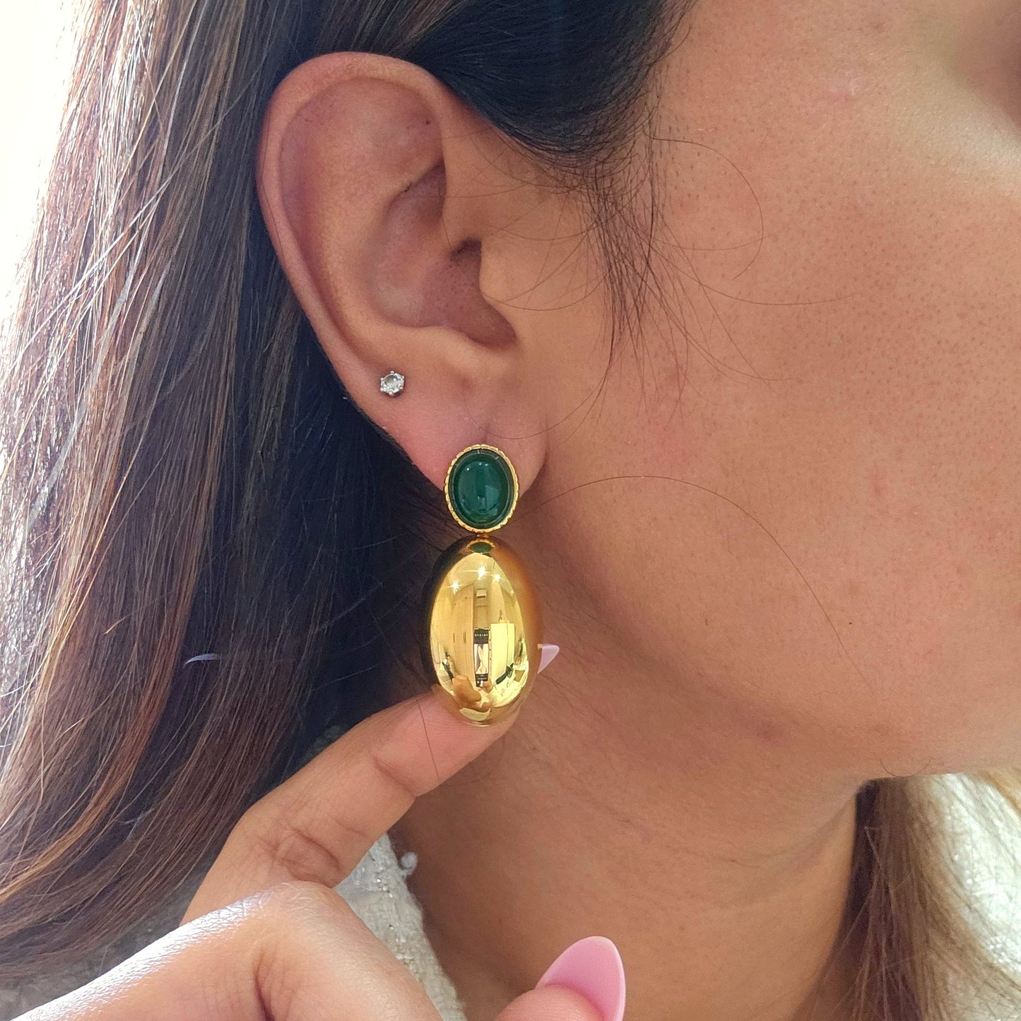 Haven Emerald Stone Earrings-2 taahirajewellery