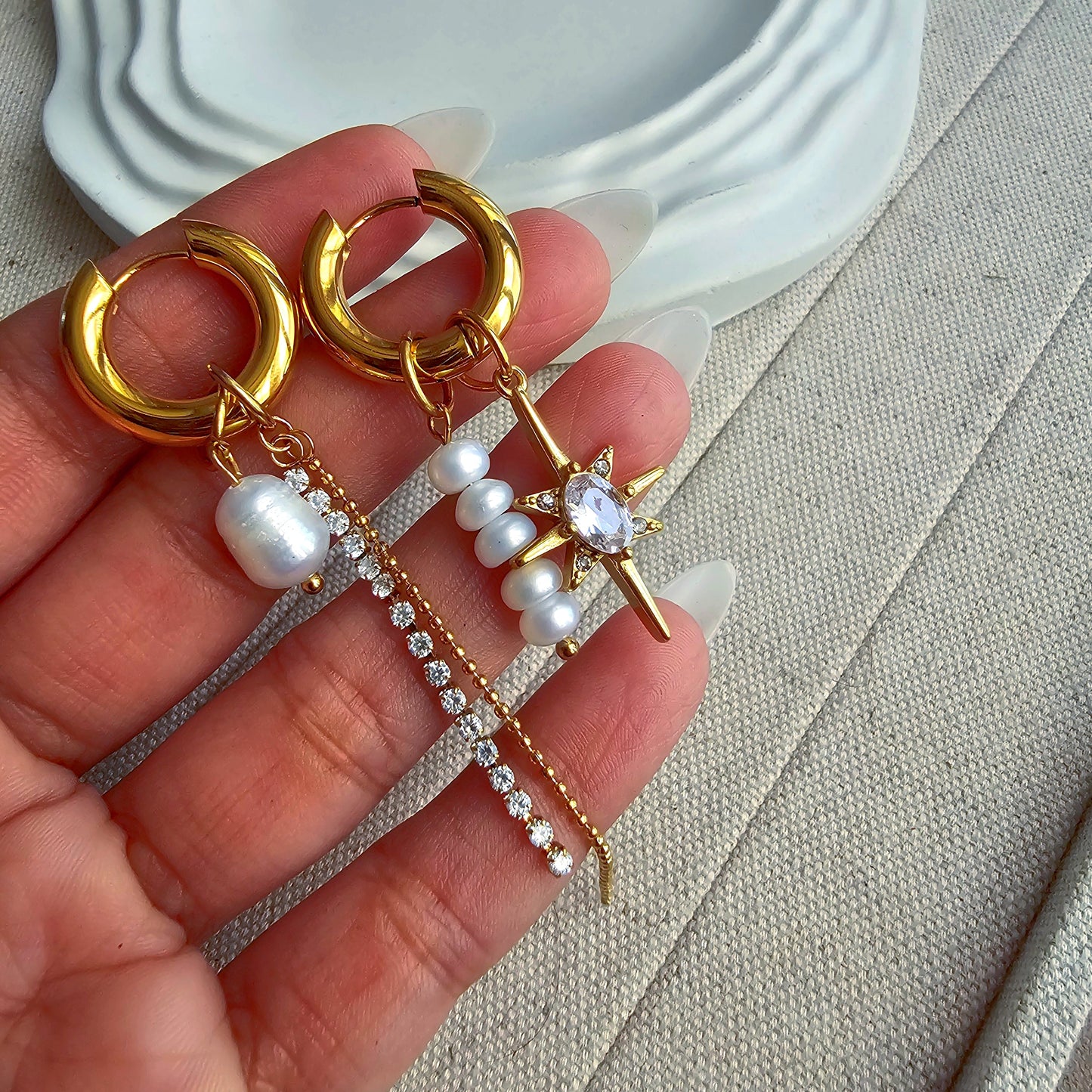 Flora Zircon Pearl Earrings-5 taahirajewellery