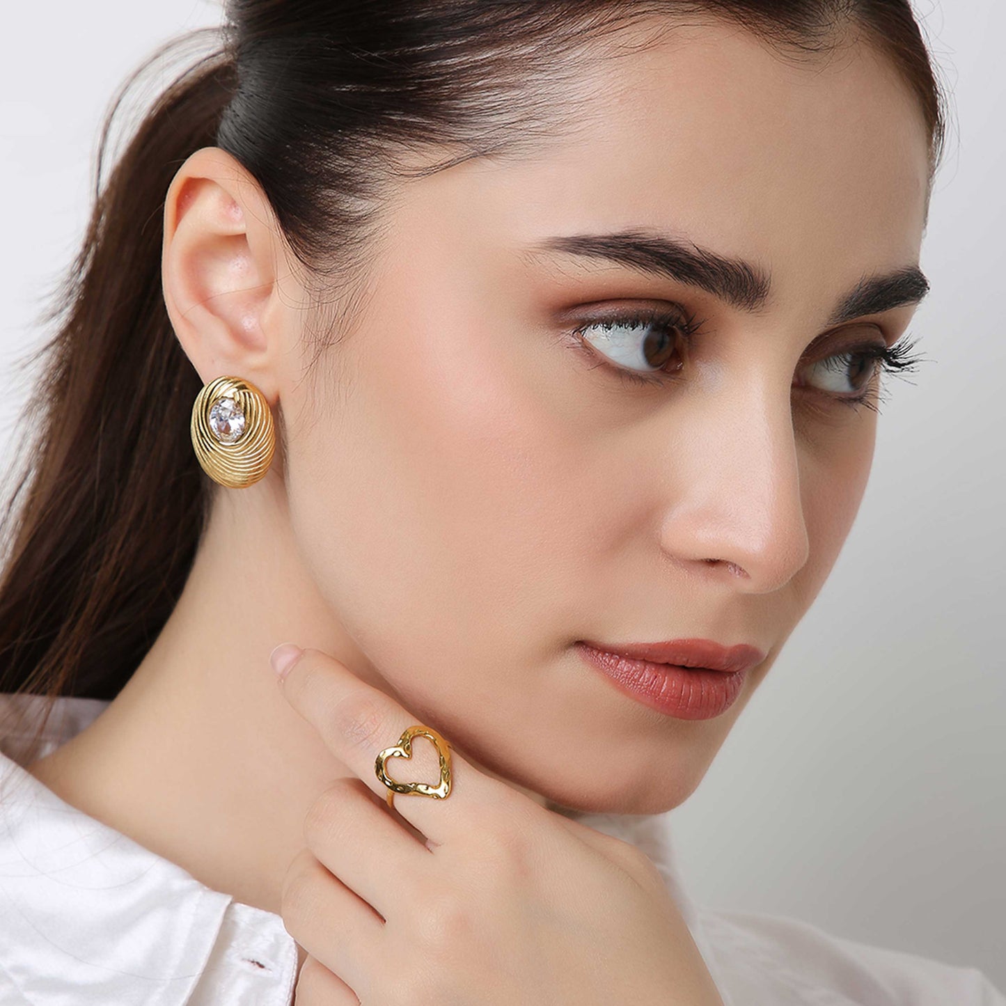 Ava Zircon Stud Earrings