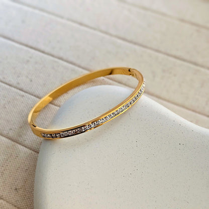 Zircon Inlaid Bracelet-1  taahirajewellery