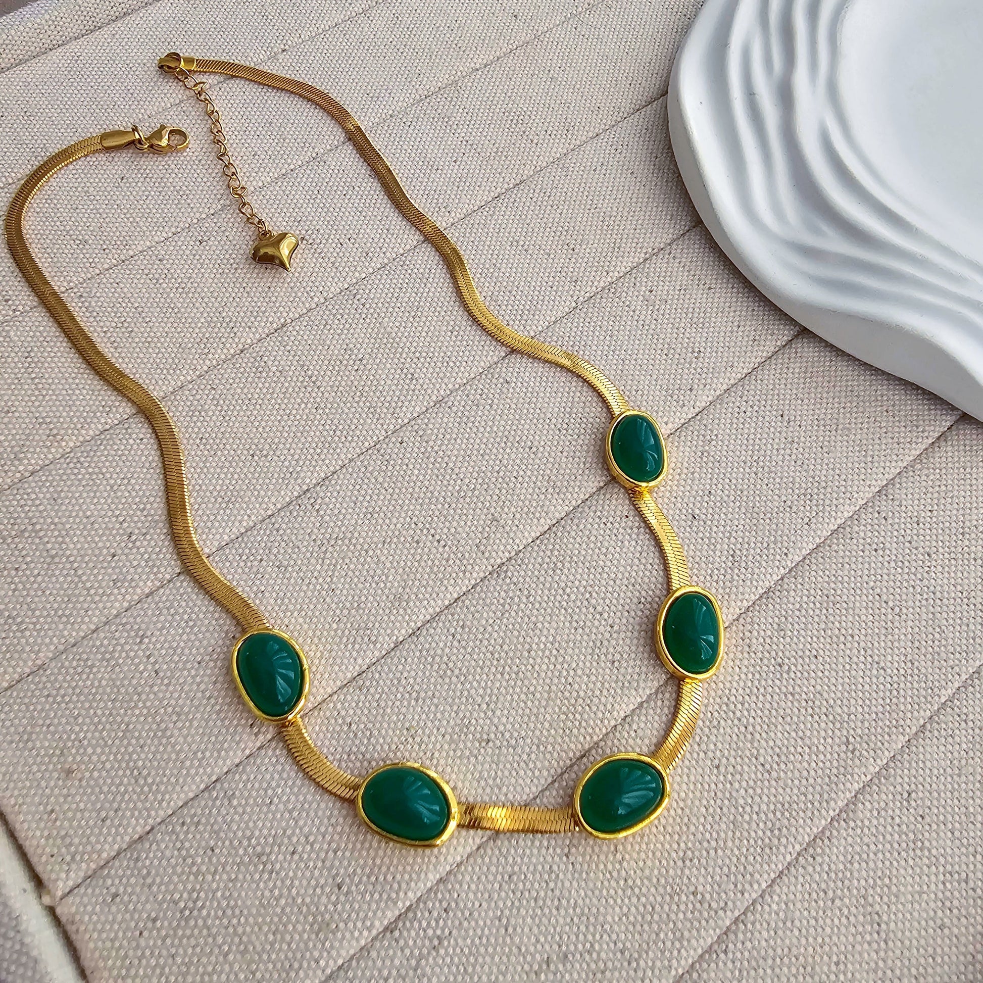 Valentina Green Stone Necklace-3  taahirajewellery