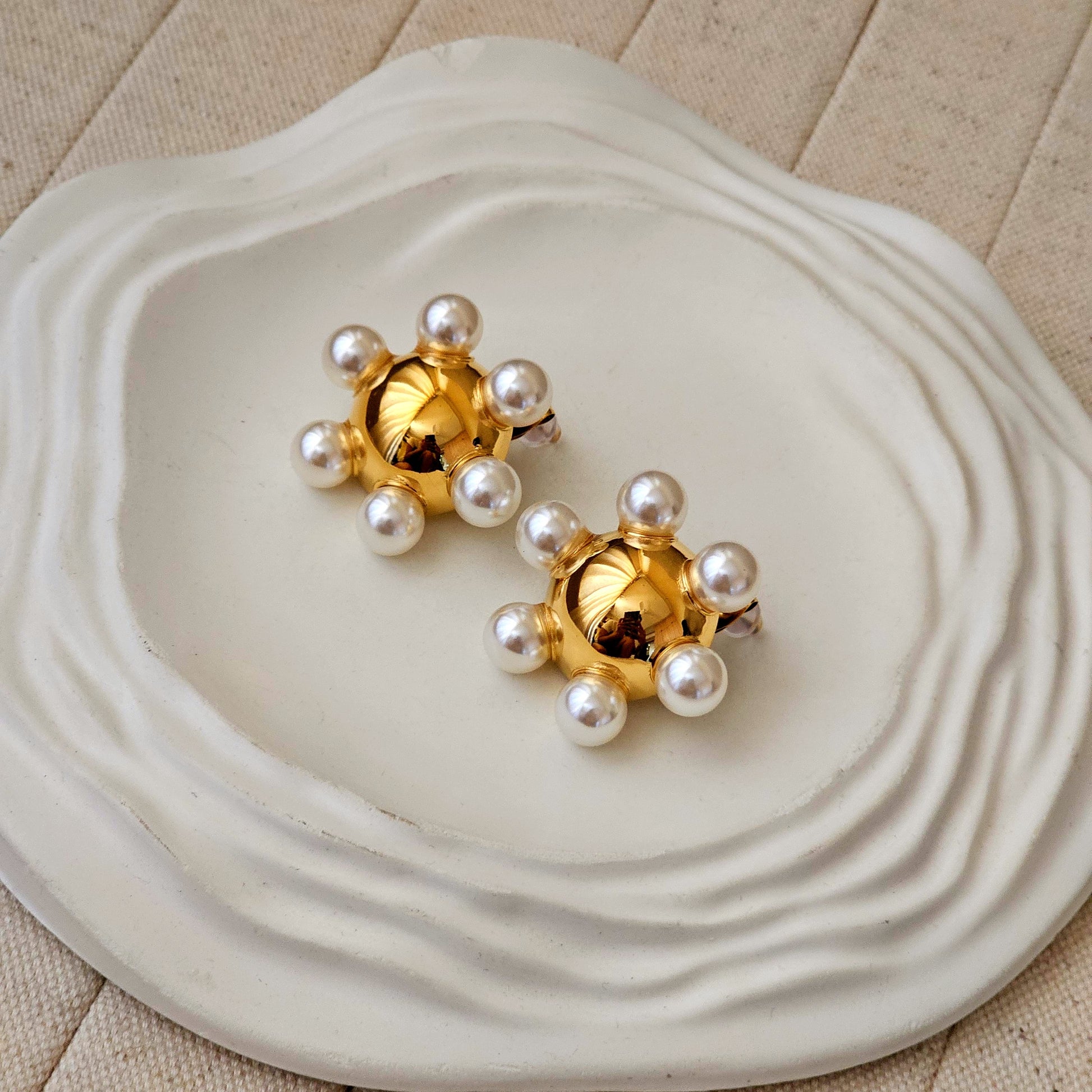 Round Shaped Gold Plated Pearl Earrings-3  taahirajewellery