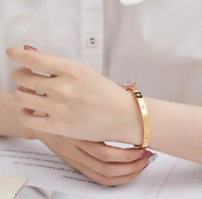 Lily Bangle Bracelet-5  taahirajewellery