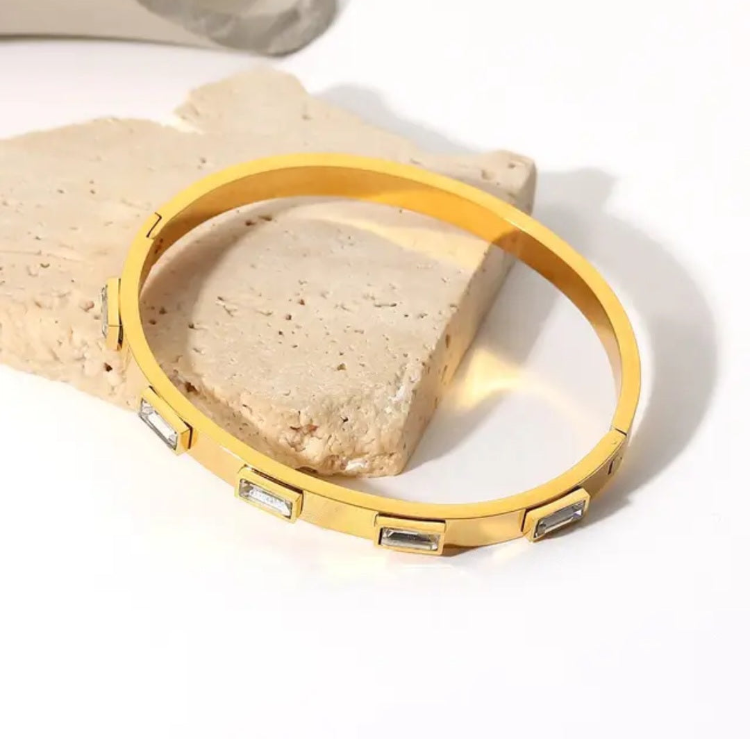 Milly Crystal Bracelet-4  taahirajewellery