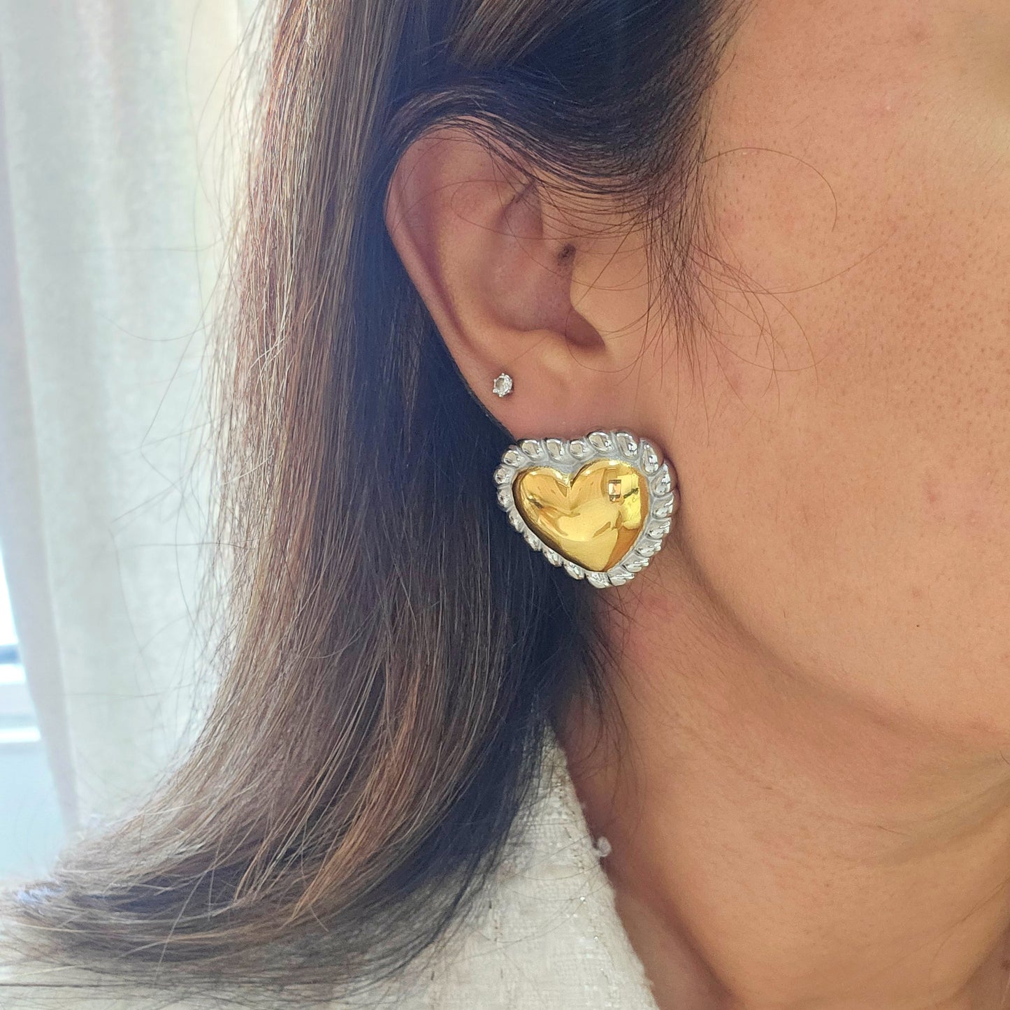 Silver Gold Heart Stud Earrings-2  taahirajewellery