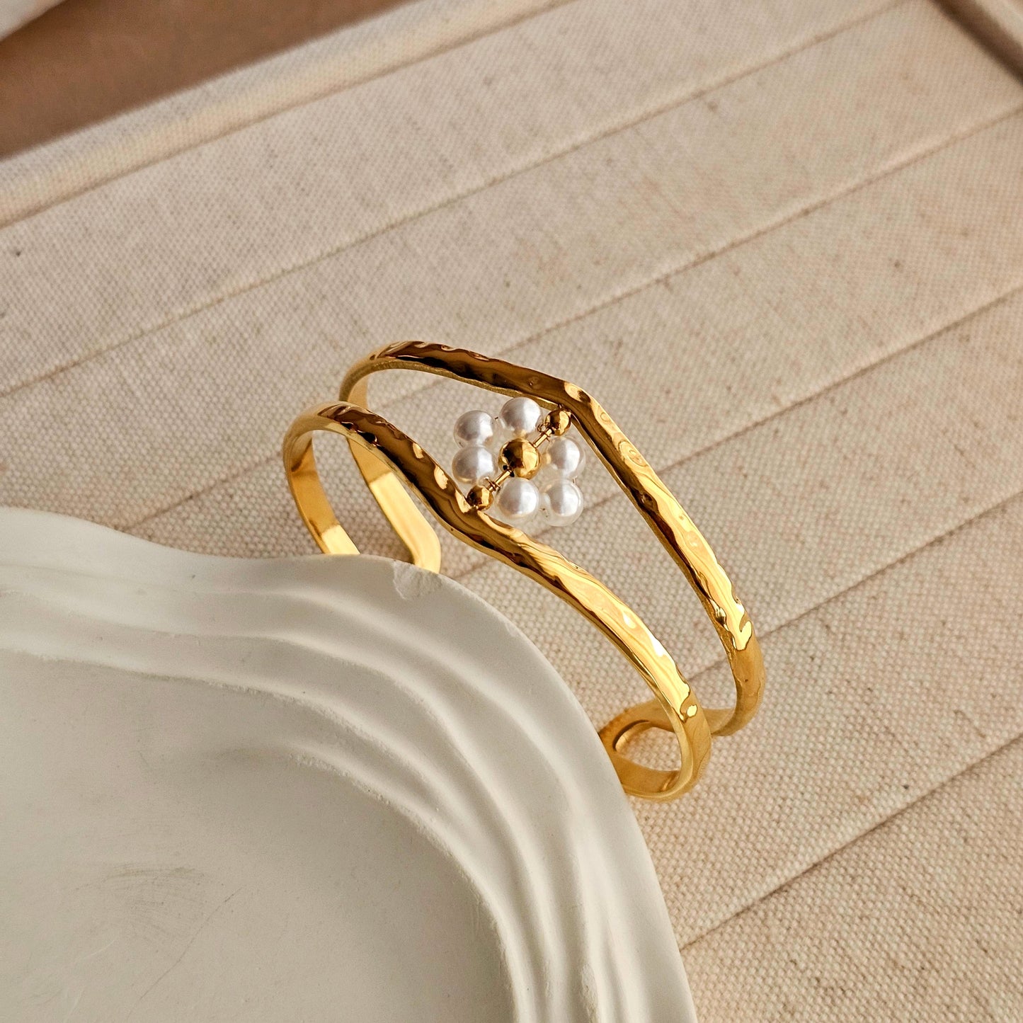Petra Pearl Cuff Bracelet-2  taahirajewellery
