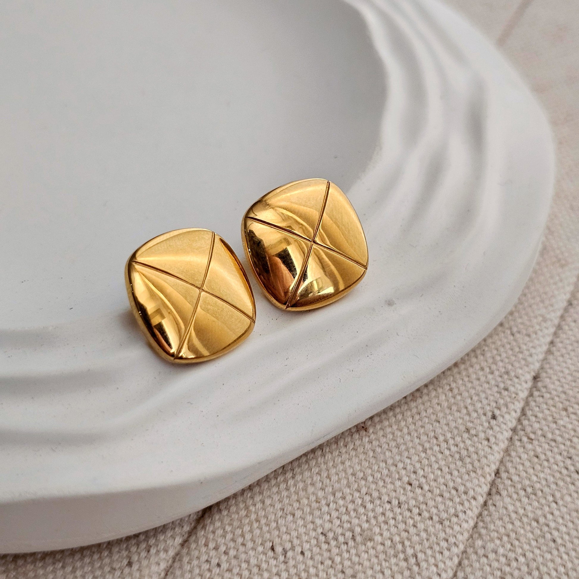 All Day Stud Earrings-1  taahirajewellery