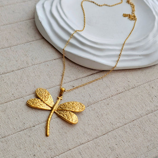 Dragonfly Pandent Necklace-1  taahirajewellery