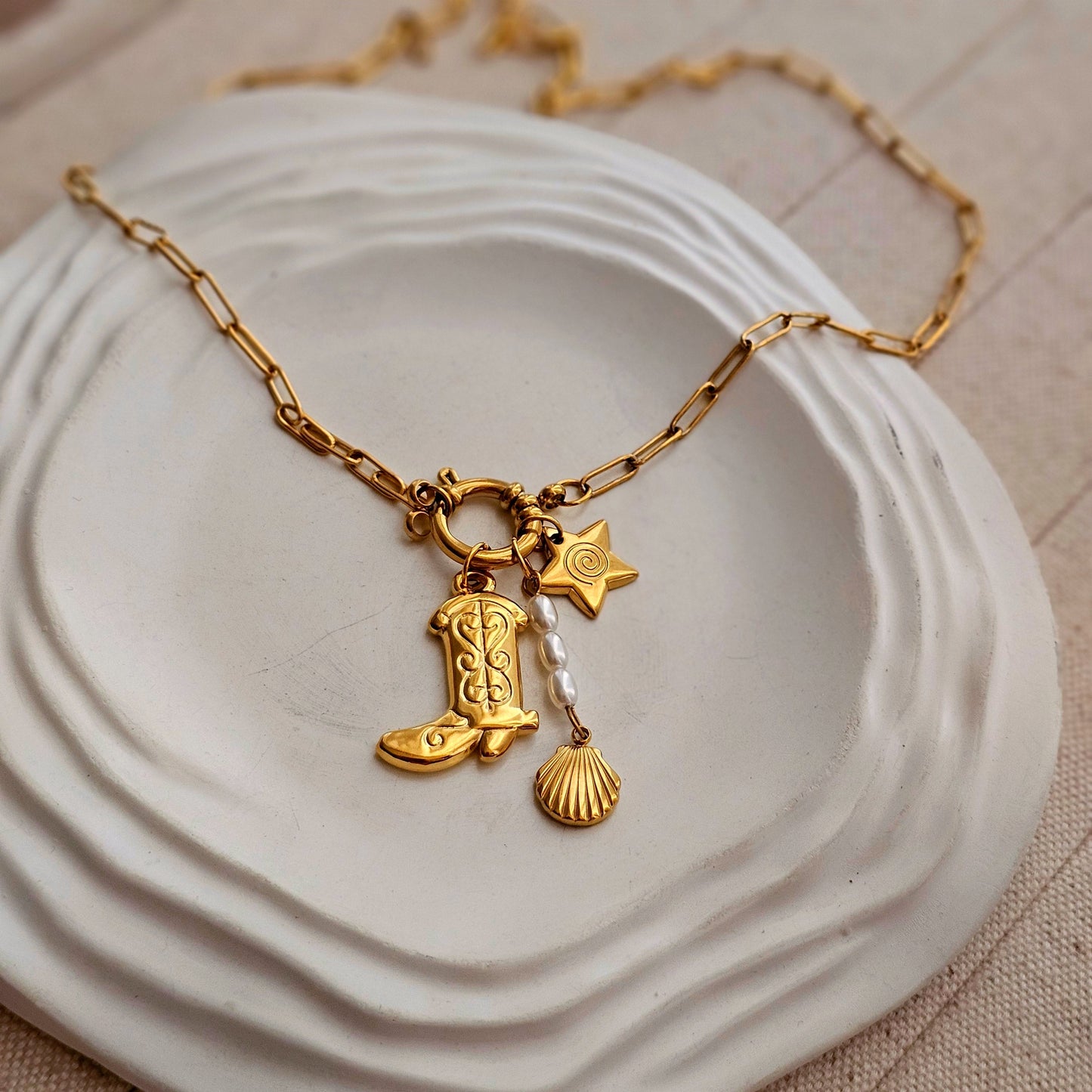Boots Charm Lock Necklace-3  taahirajewellery