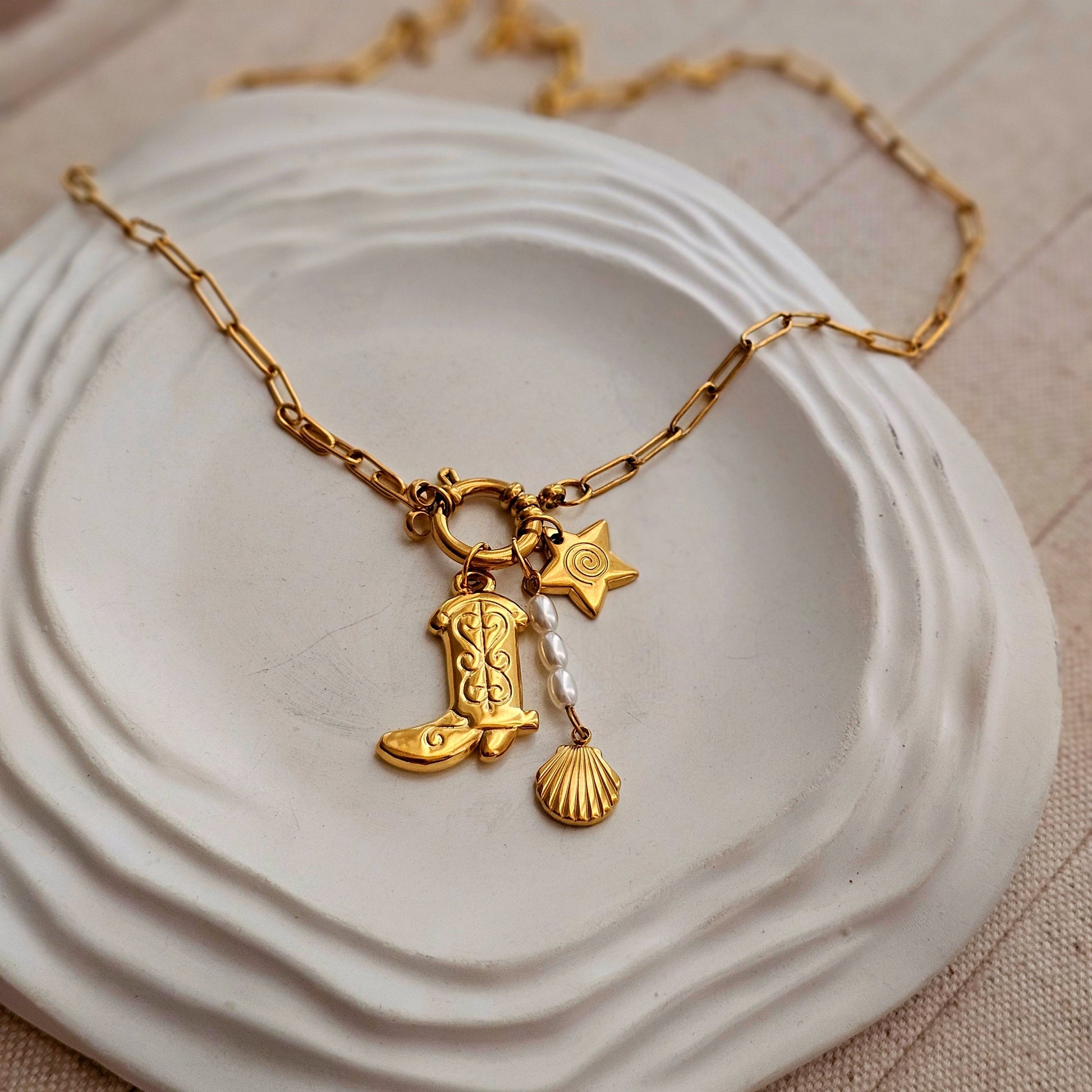 Boots Charm Lock Necklace-3  taahirajewellery