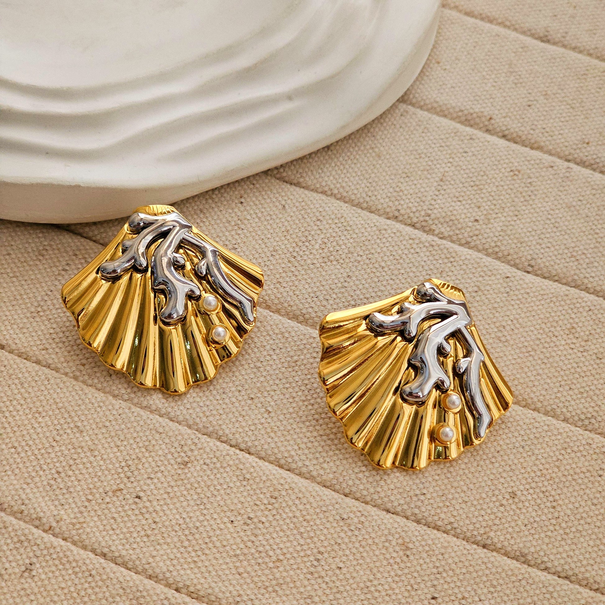 Shell Silver Gold Earrings-4  taahirajewellery