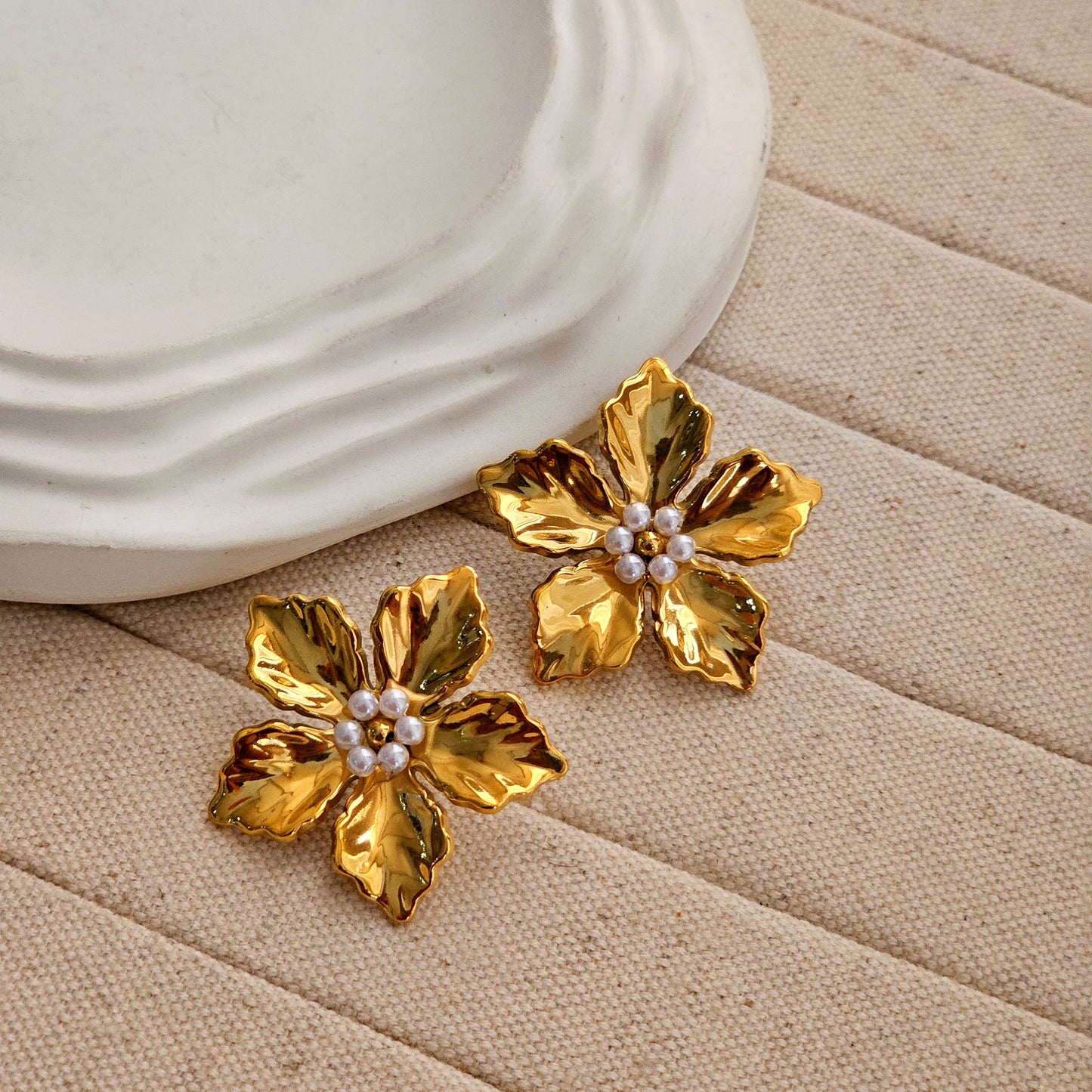 Celine Flower Stud Earrings-1  taahirajewellery