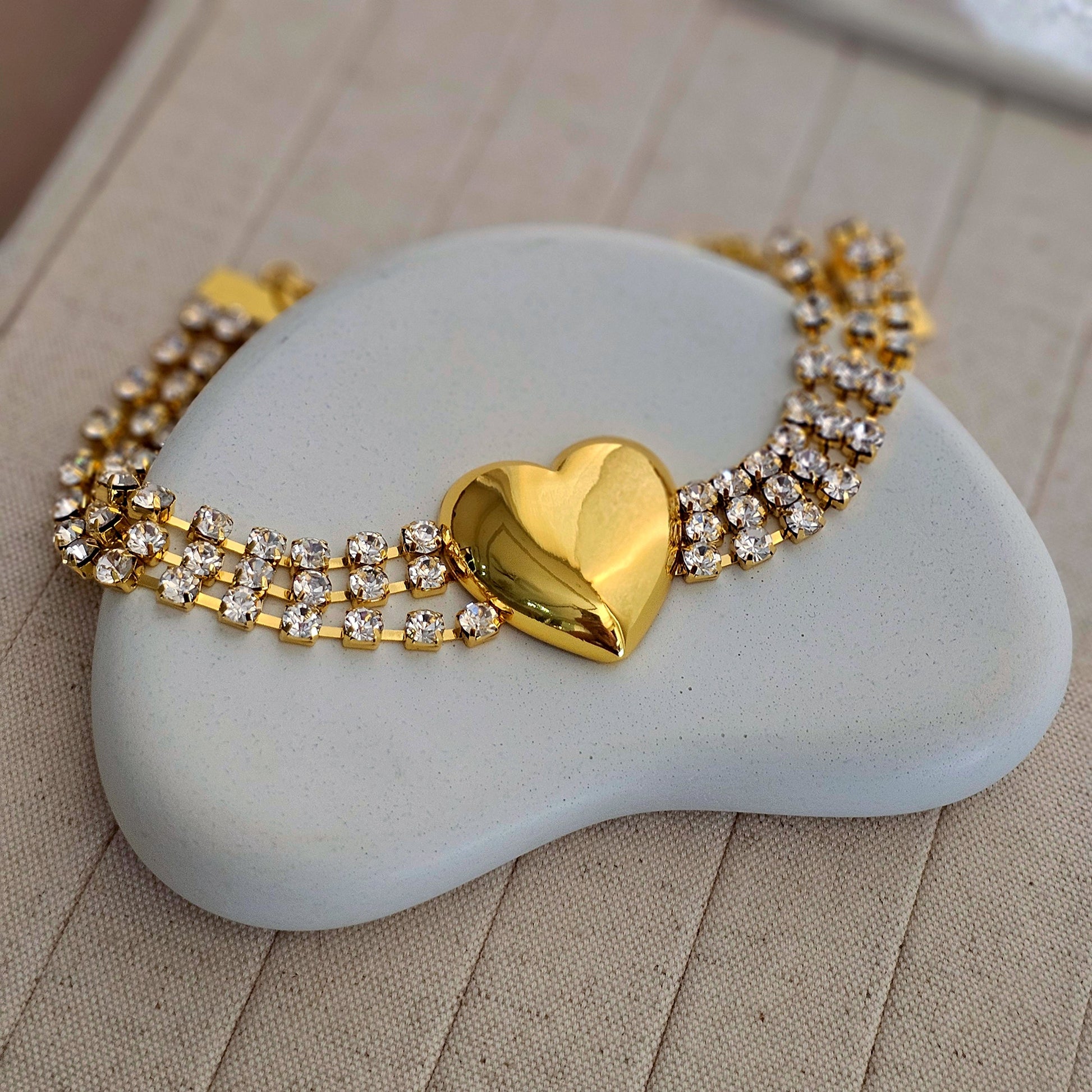 Chunky Heart Choker Necklace-1  taahirajewellery