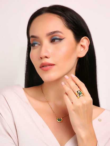 Riley Emerald Ring