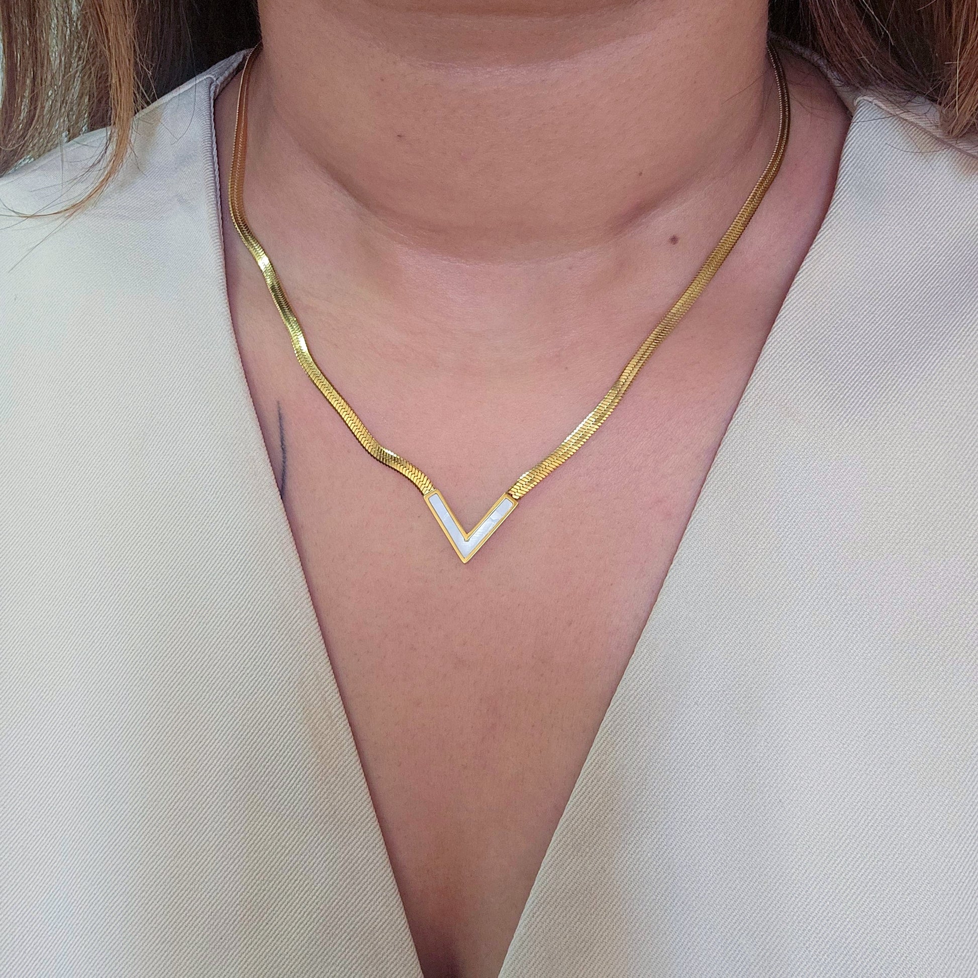 Dainty V Shape Snake Necklace - Pearl-4  taahirajewellery