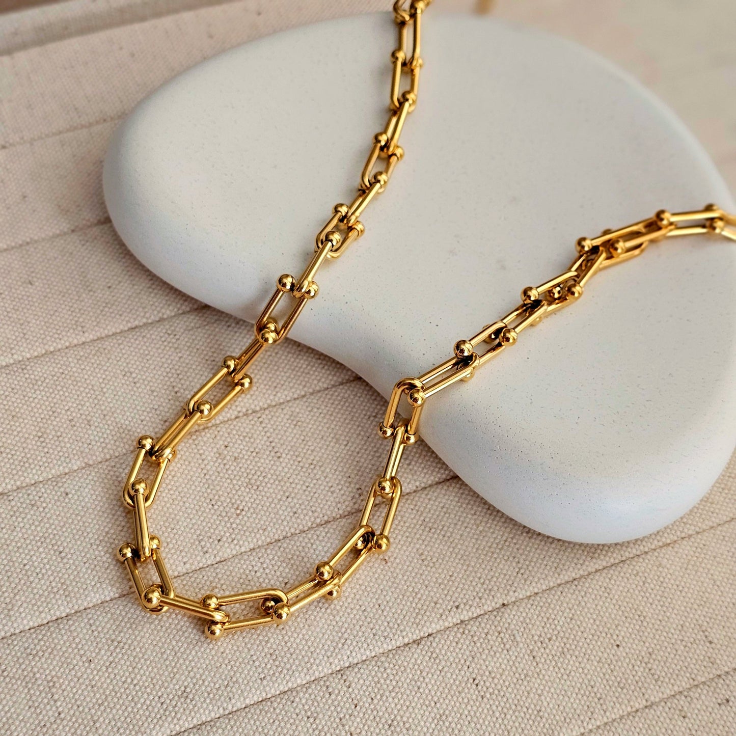 Hope Interlock Chain Necklace-1  taahirajewellery