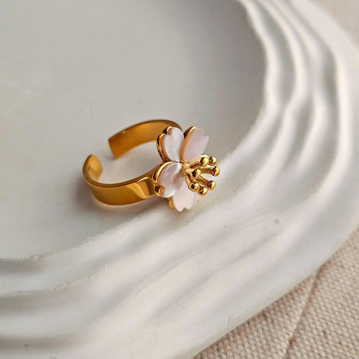 Ayra G.P Flower Ring-1  taahirajewellery