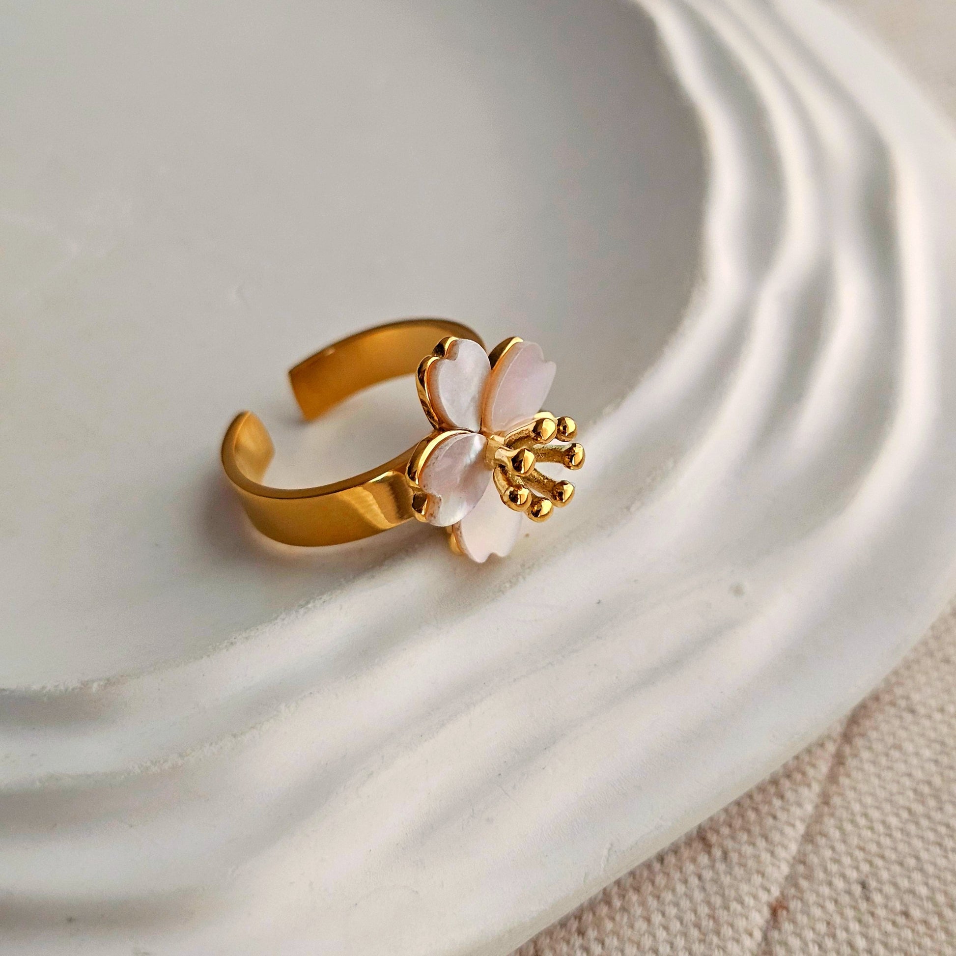 Ayra G.P Flower Ring-1  taahirajewellery