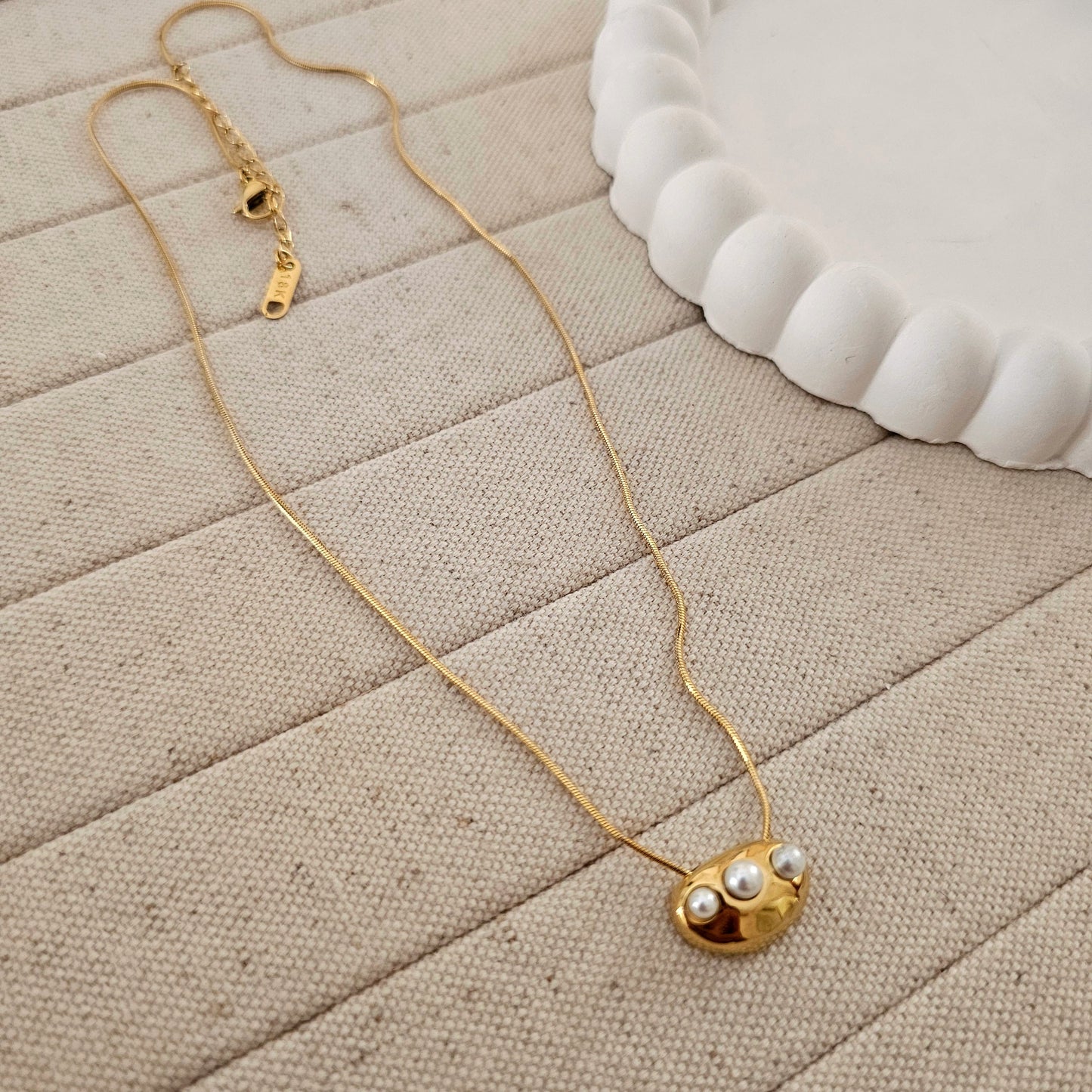 Bambi Pearl Necklace