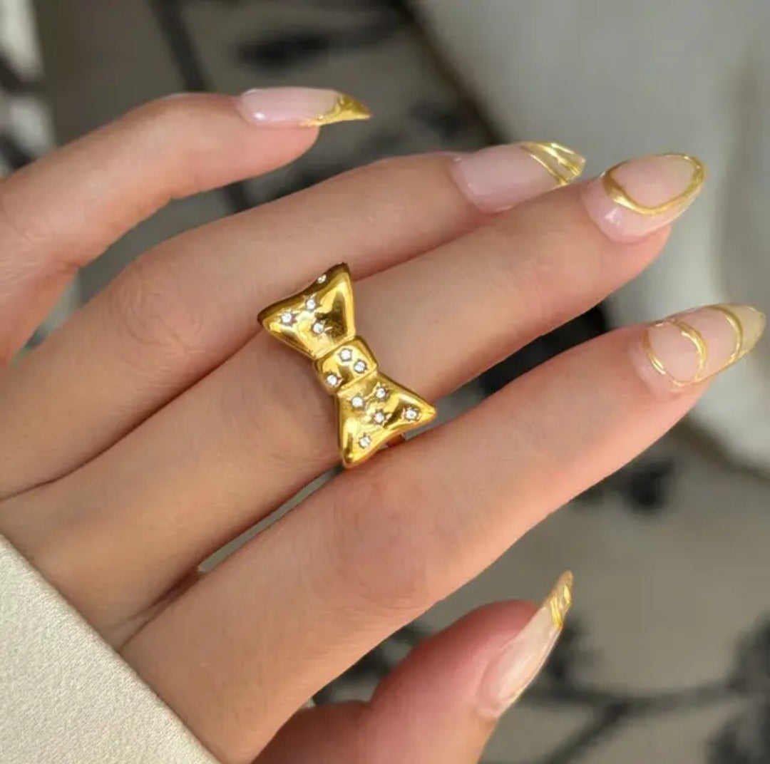 Bow Zircon Ring-3  taahirajewellery