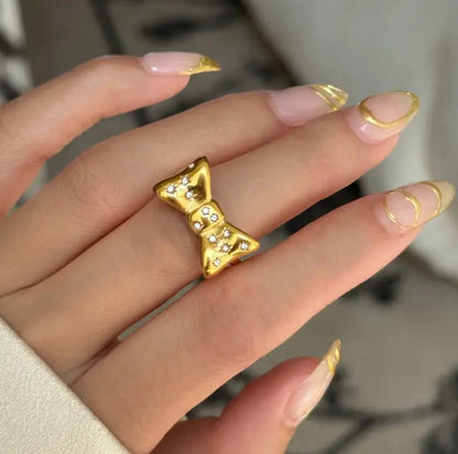 Bow Zircon Ring-3  taahirajewellery